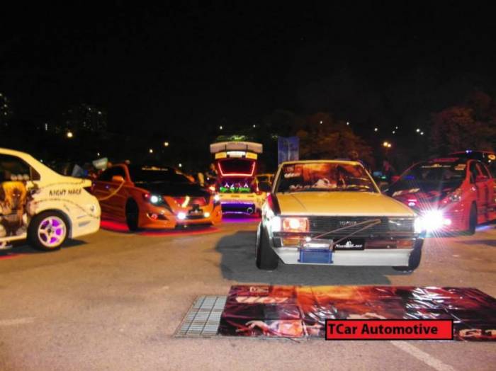 Auto Salon Night 2013  - (67 )