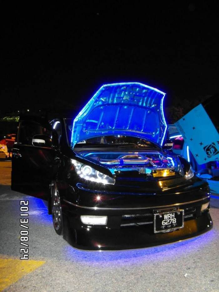 Auto Salon Night 2013  - (67 )