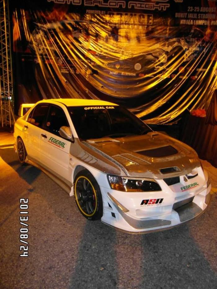 Auto Salon Night 2013  - (67 )