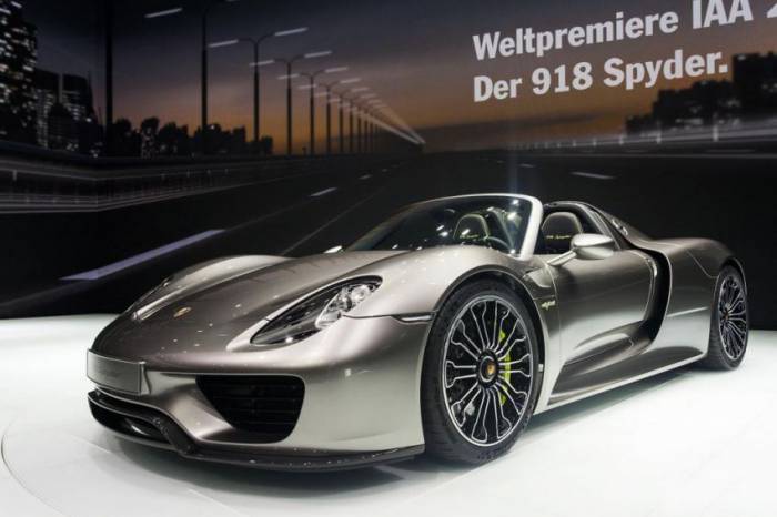 Porsche 918 Spyder    (18 )