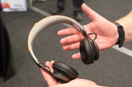 Intelligent Headset:   ,    (3 +)