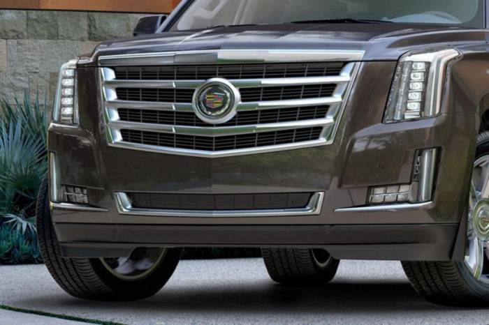 Cadillac    Escalade (46 )