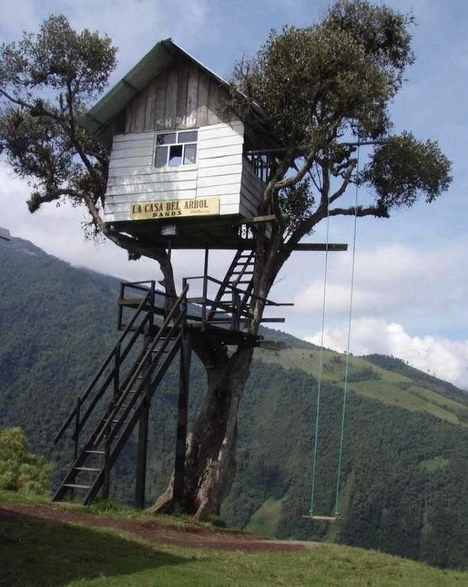   "La Casa del Arbol" (11 )