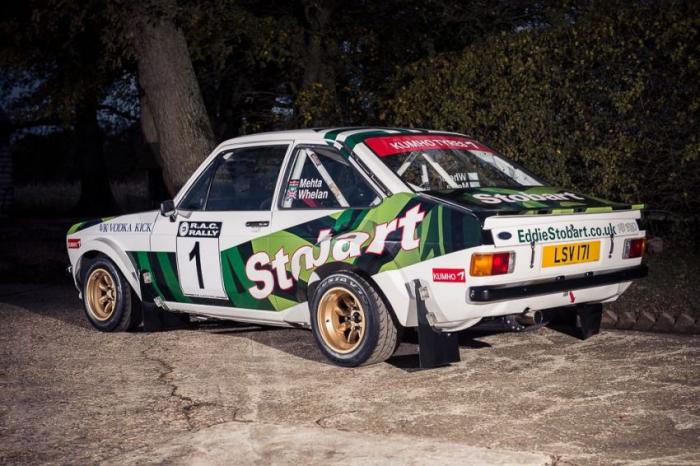  Ford Escort    (17 )