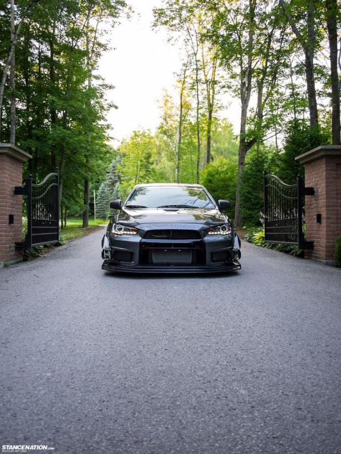 Mitsubishi Lancer Evo X   (18 )