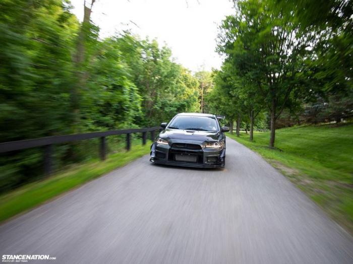 Mitsubishi Lancer Evo X   (18 )