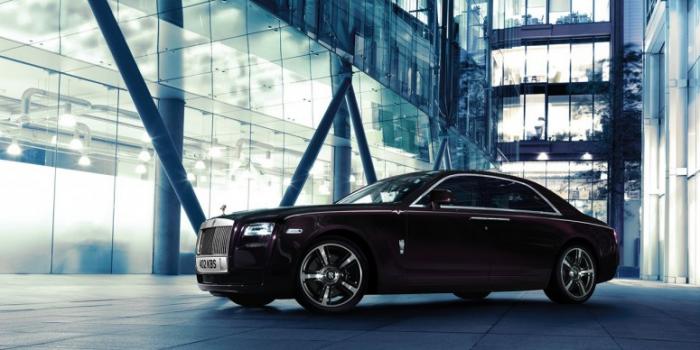  Rolls-Royce Ghost  600  (5 )