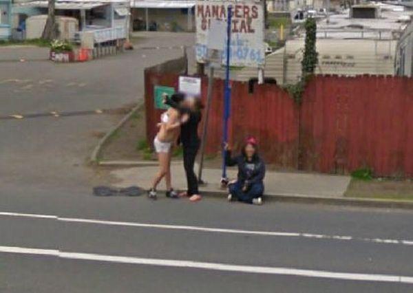    Google Street View (35 )