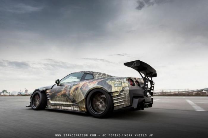 Nissan GT-R Godzilla    Ben Sopra (19 )