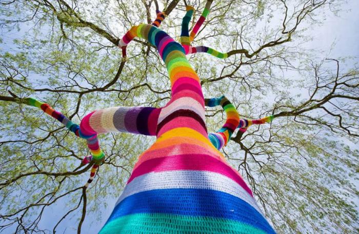 Urban knitting -   (40 )