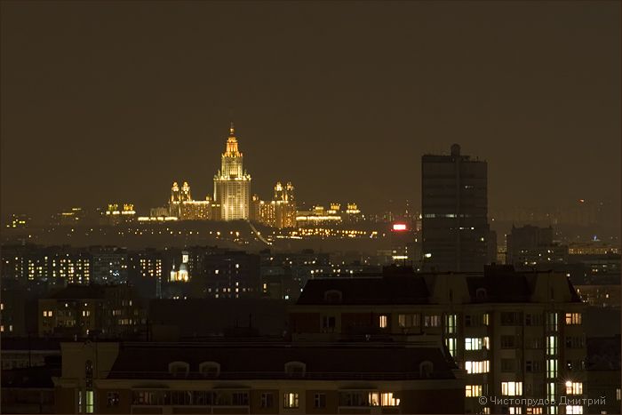 Moscow Never Sleep (82 ) 