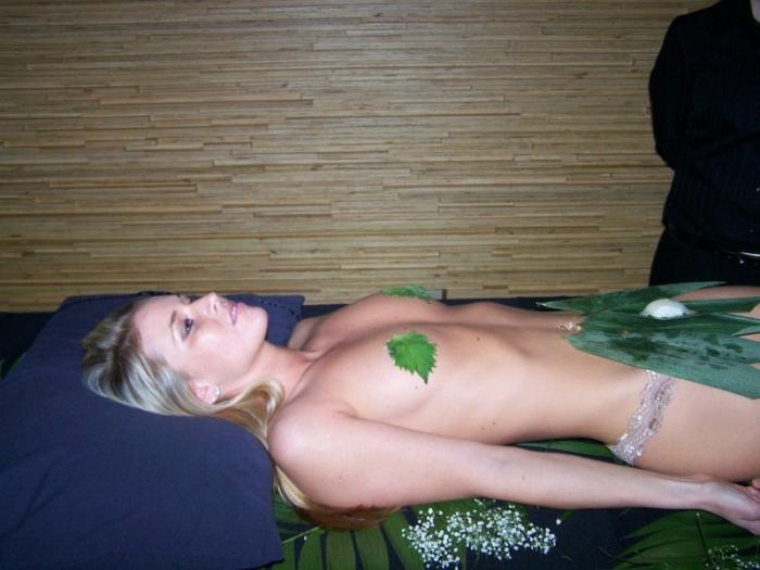 Nyotaimori (12 )