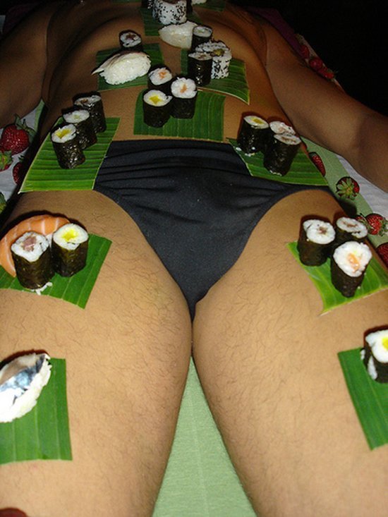 Nyotaimori (12 )