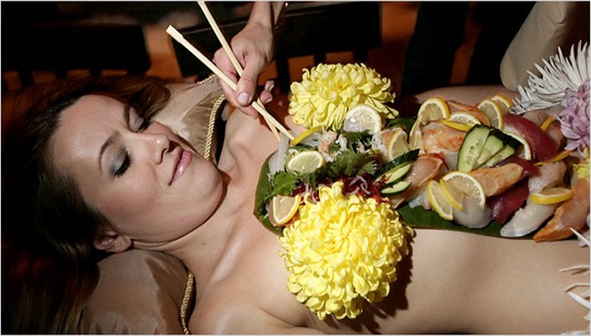 Nyotaimori (12 )