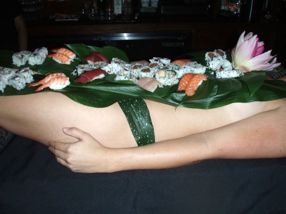 Nyotaimori (12 )