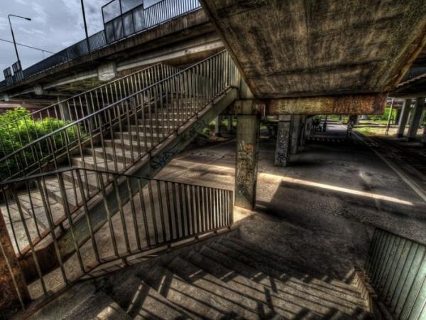   HDR  (120 )