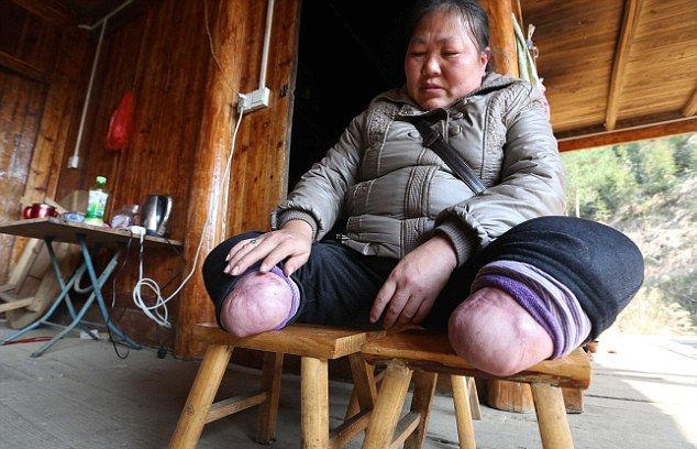 Жизнь поставила женщину на колени (15 фото) Жизнь поставила женщину на колени (15 фото)