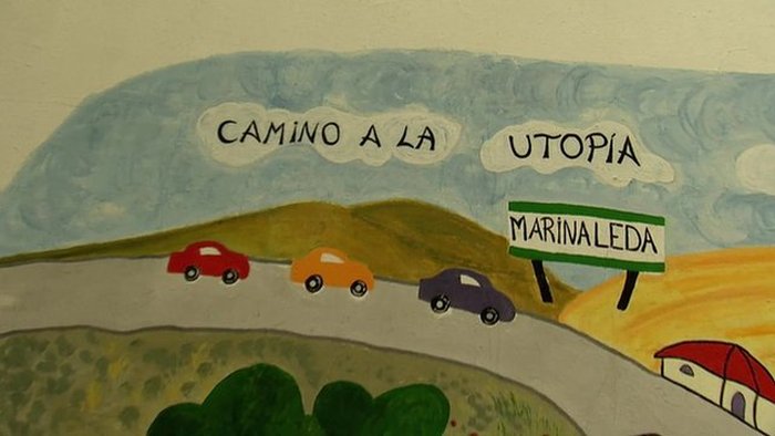 Мариналеда – город, в котором построено анти-капиталистическое общество (7 фото) Мариналеда – город, в котором построено анти-капиталистическое общество (7 фото)