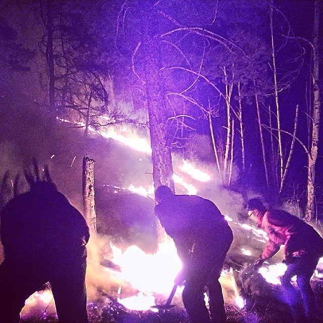       Instagram (20 )