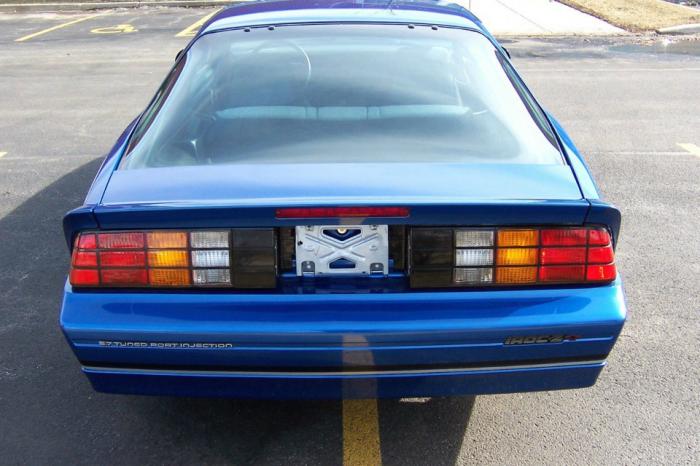 Chevrolet Camaro 1990-    2259  (19 )