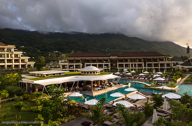 Отдых в отеле Savoy Resort and Spa на Сейшелах (53 фото) Отдых в отеле Savoy Resort and Spa на Сейшелах (53 фото)