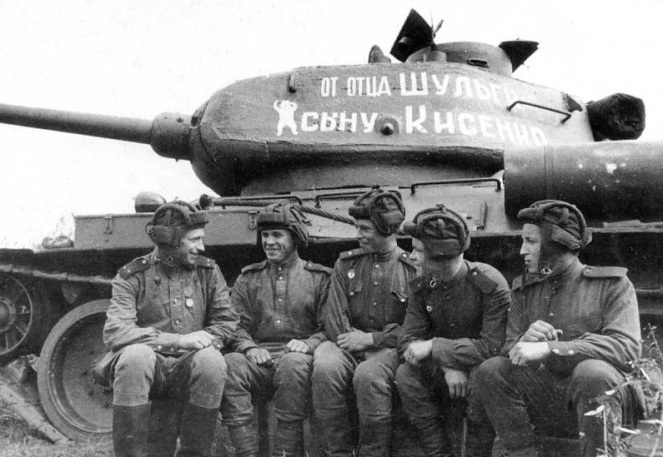 Танковые асы Второй мировой войны (5 фото) Танковые асы Второй мировой войны (5 фото)