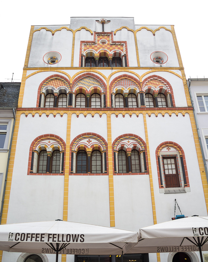 Прогулка по небольшому немецкому городу на реке Мозель (40 фото) Прогулка по небольшому немецкому городу на реке Мозель (40 фото)