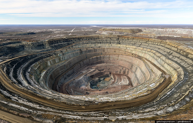Как добывают и обрабатывают алмазы (72 фото) Как добывают и обрабатывают алмазы (72 фото)