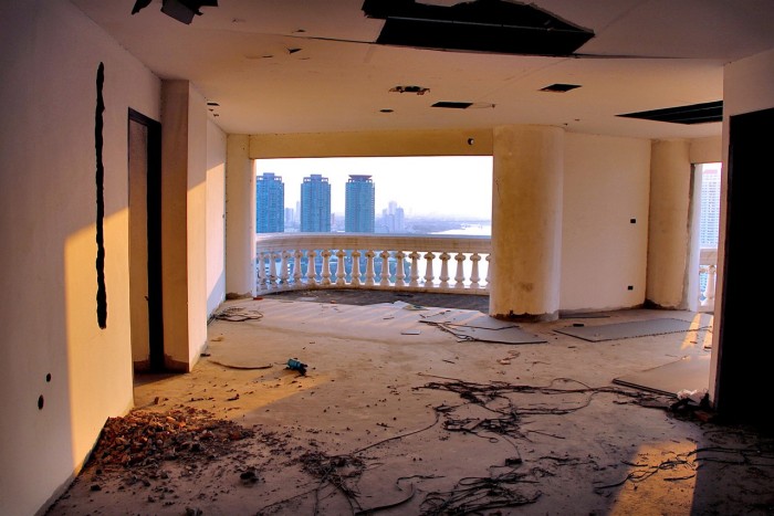 Sathorn Unique - самый высокий заброшенный небоскреб в мире (25 фото) Sathorn Unique - самый высокий заброшенный небоскреб в мире (25 фото)