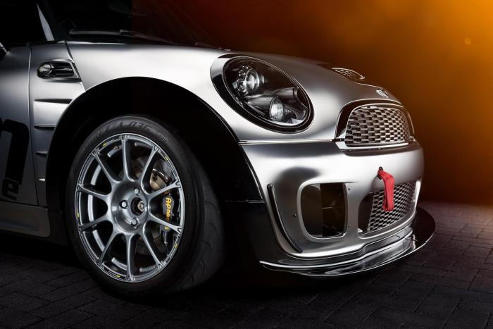 300- MINI John Cooper Works    (11 )