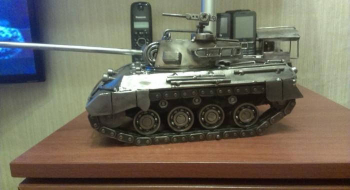   M18 Hellcat (7 )