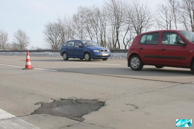 Ямы на автобане в Германии (5 фото) Ямы на автобане в Германии (5 фото)