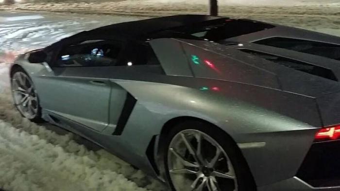     Lamborghini (7 )