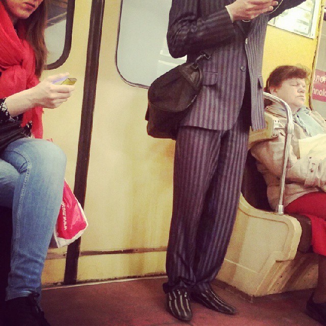 Крутые модники в метро (39 фото)