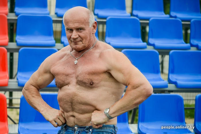 Михаил Вербицкий - самый сильный «дед» в мире (14 фото)