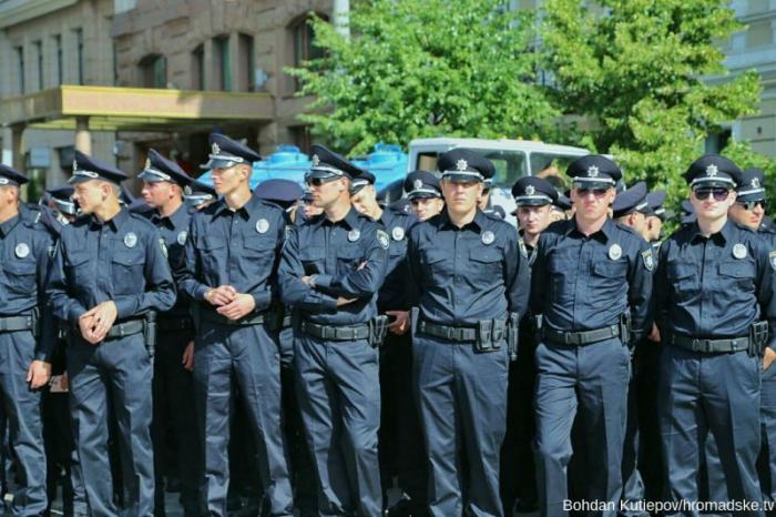 Новая украинская полиция (9 фото)