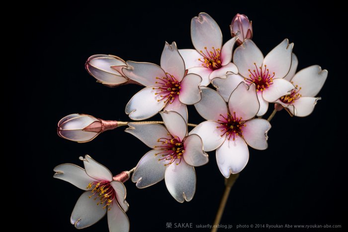 Букеты цветов из смолы и проволоки (6 фото)