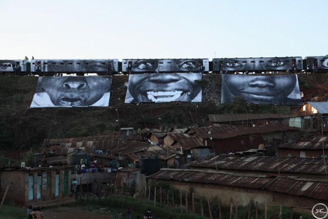 Необычное граффити в Кении (21 фотогрфия)