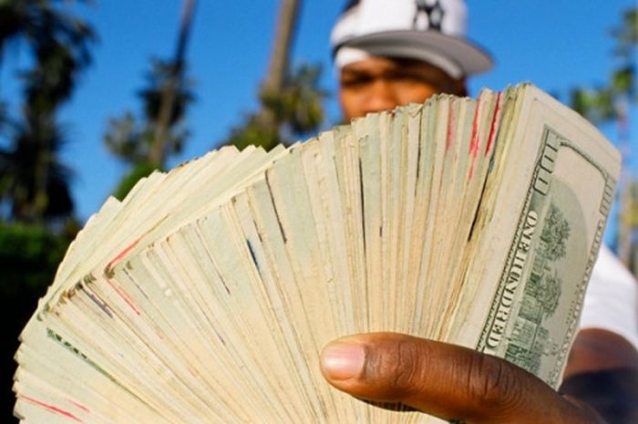50 Cent признал себя банкротом и сказал, что все его богатство является иллюзией (12 фото)