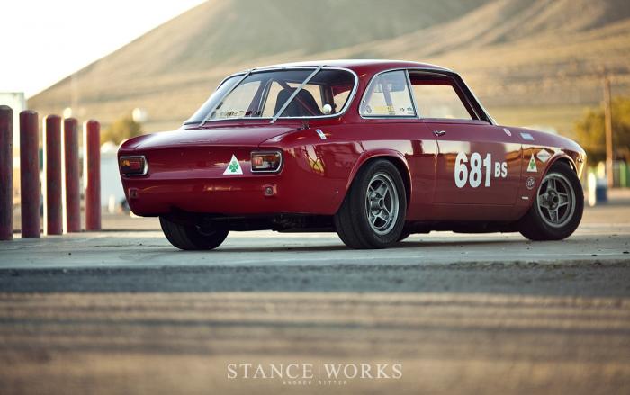   Alfa Romeo   (22 )