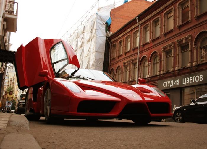 Ferrari Enzo   (17 )