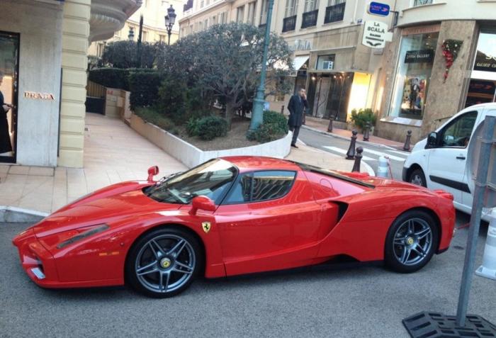 Ferrari Enzo   (17 )