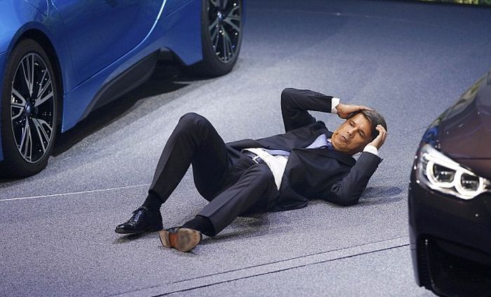  BMW        (4 )