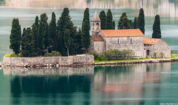 Самые маленькие населенные острова (10 фото) Самые маленькие населенные острова (10 фото)