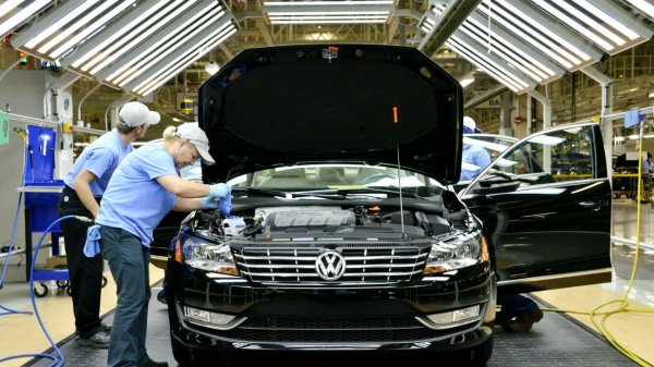 Скандал автомира – Volkswagen в центре внимания (3 фото) Скандал автомира – Volkswagen в центре внимания (3 фото)