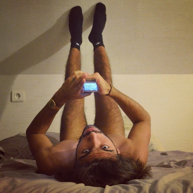      Instagram (38 )