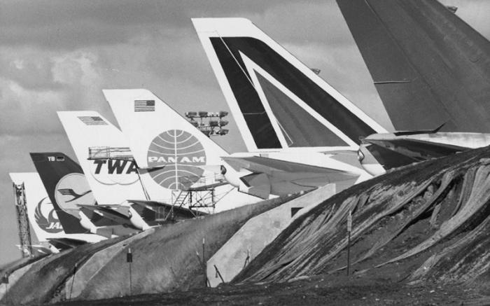     Boeing 747 (13 )