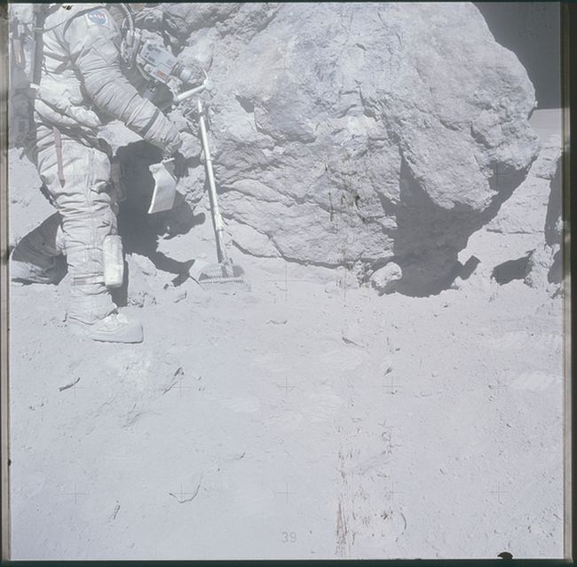  NASA     (36 )