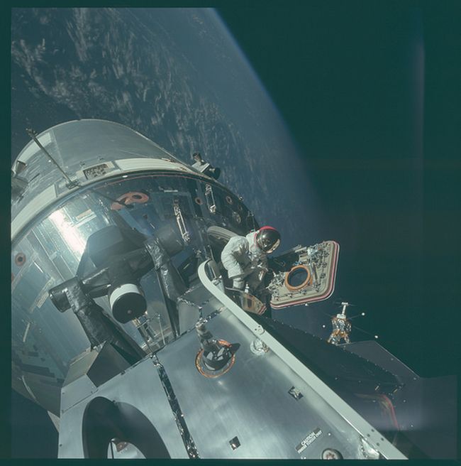  NASA     (36 )