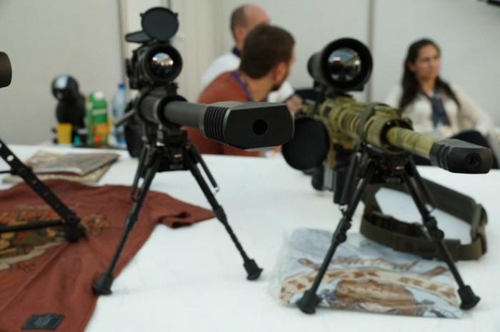 В Москве прошла выставка оружия ARMS & Hunting 2015 (26 фото) В Москве прошла выставка оружия ARMS & Hunting 2015 (26 фото)